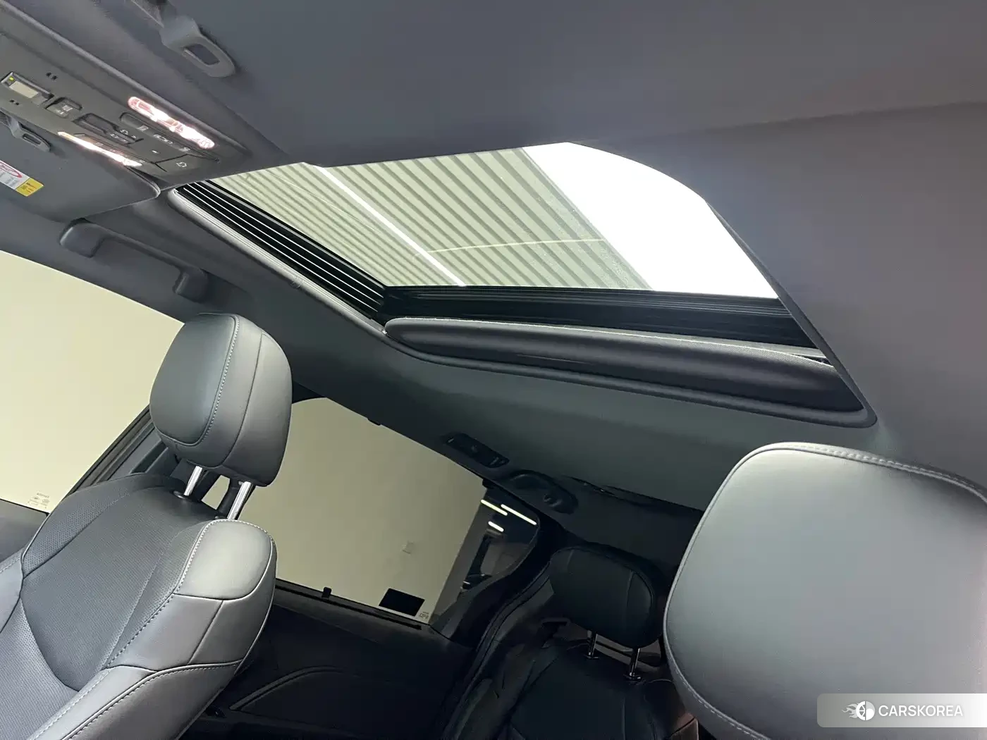 Toyota Sienna id 4653909 из Китая 17