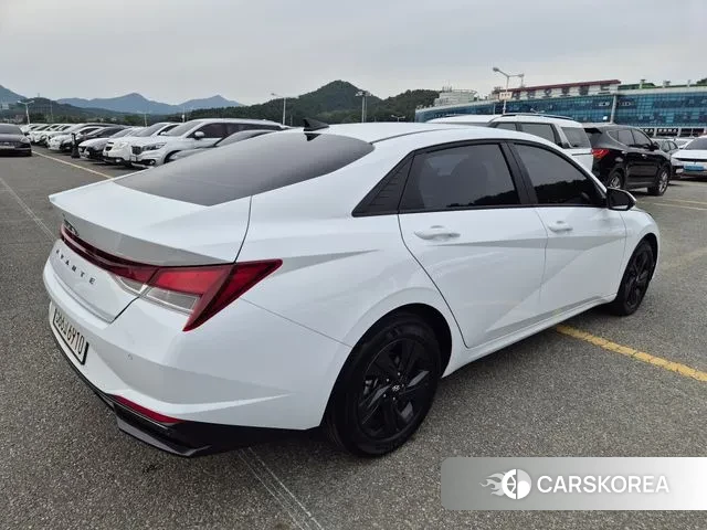 Hyundai Avante Hybrid (CN7) id 3228994 из Кореи 16