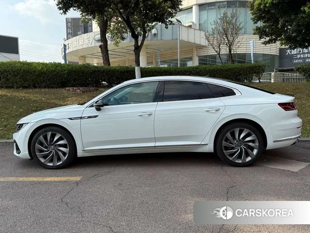 Volkswagen CC 2023 Белый из Китая, фото 6