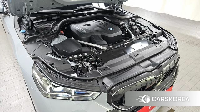 BMW 5 Series (G60) id 3952593 из Кореи 16