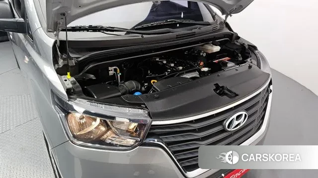 Hyundai The New Grand Starex id 3484757 из Кореи 16