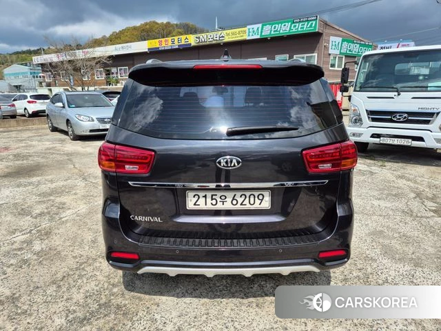 Kia The New Carnival id 3916607 из Кореи 16