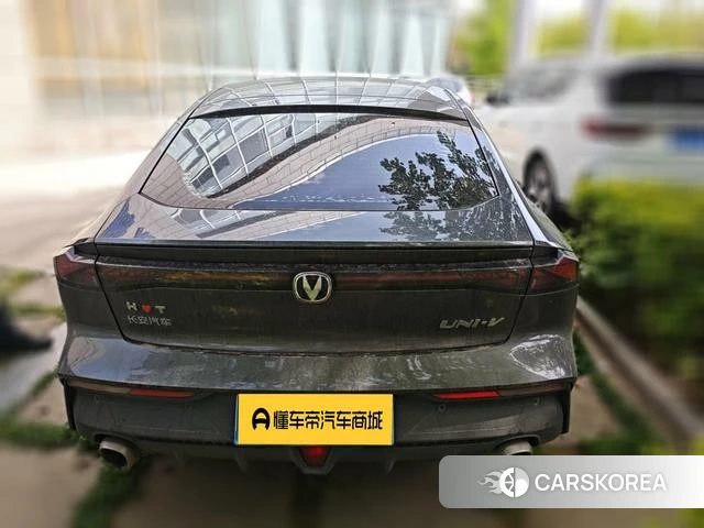Chang'an UNI-V 2022 Темно-серый из Китая, фото 6