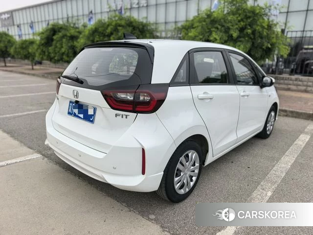 Honda Fit 2023 Белый из Китая, фото 6