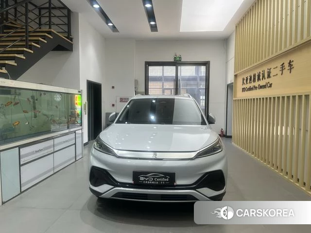 BYD Yuan PLUS 2024 Серебристо-серый из Китая, фото 6