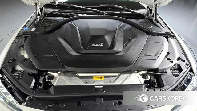 BMW i4 id 4929404 из Кореи 28