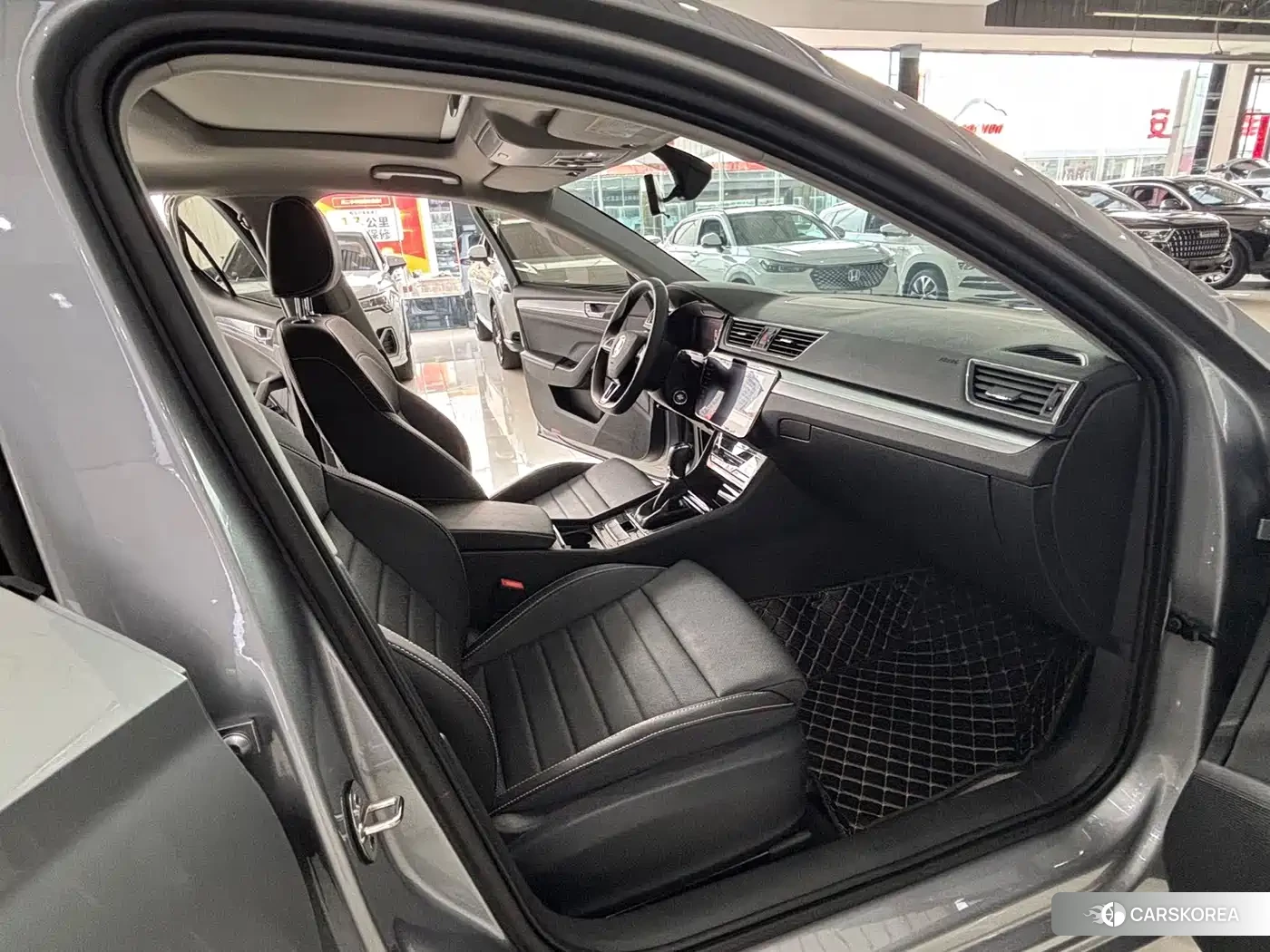 Skoda Superb id 4681197 из Китая 7