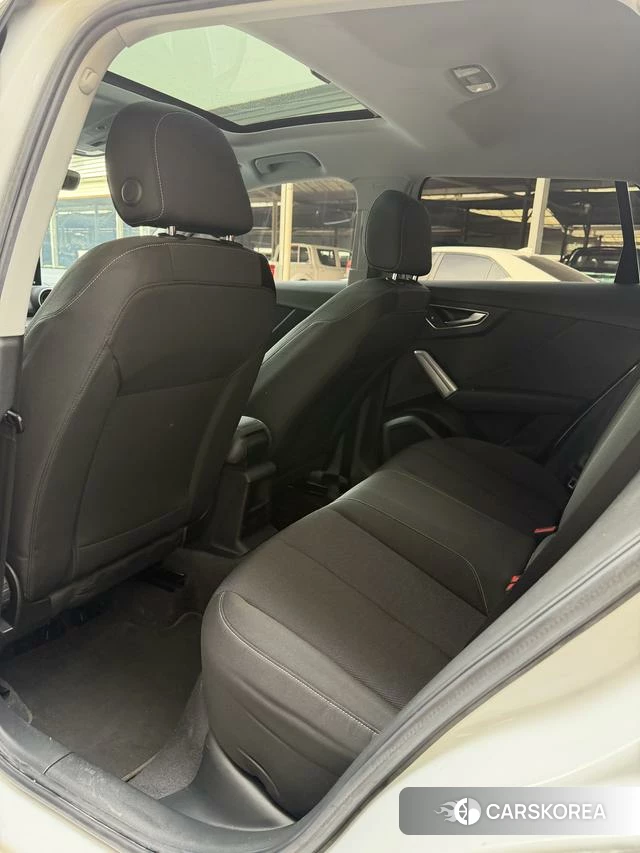 Audi Q2L id 4261576 из Китая 11