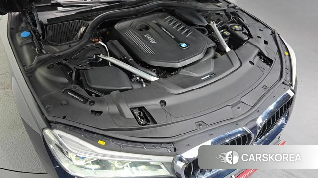 BMW 7 Series (G11) id 4502409 из Кореи 16