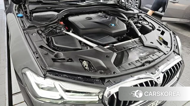 BMW 5 Series (G30) id 3165677 из Кореи 16