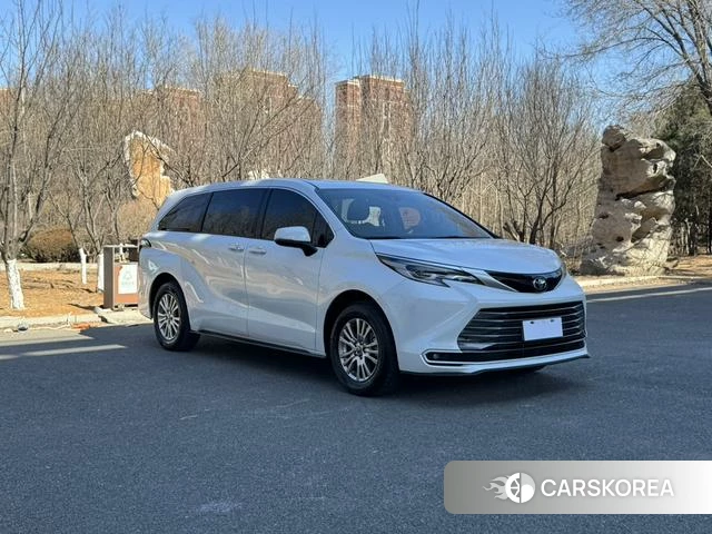 Toyota Saina id 4275642 из Китая 12