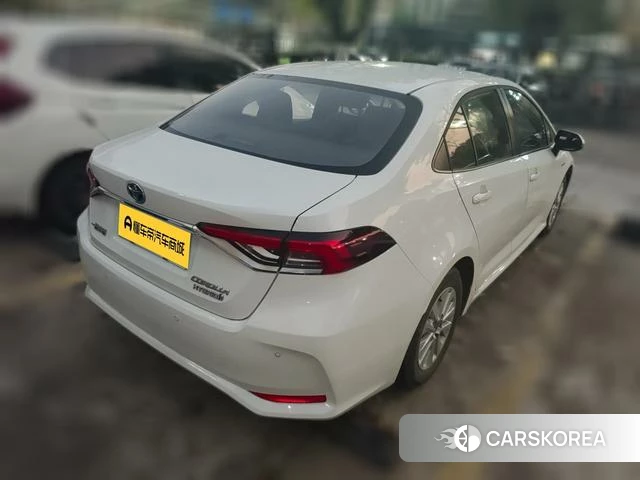 Toyota Corolla 2024 Белый из Китая, фото 6