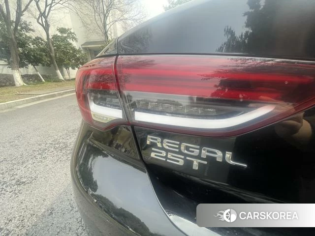 Buick Regal id 4241448 из Китая 12