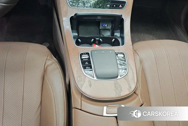 Mercedes-Benz E-class id 4275224 из Китая 13