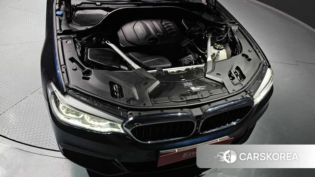 BMW 5 Series (G30) id 4424894 из Кореи 16