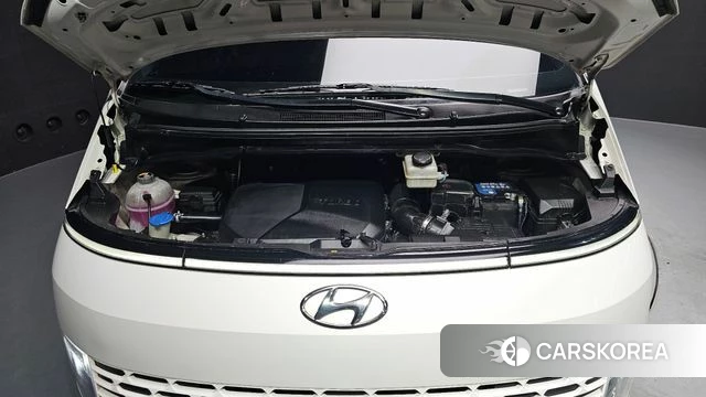 Hyundai Staria id 4355880 из Кореи 16