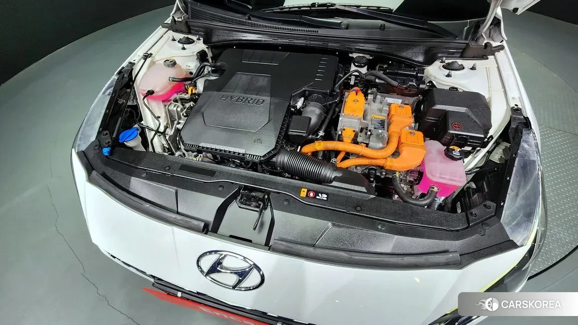 Hyundai Avante Hybrid (CN7) id 1560054 из Кореи 16