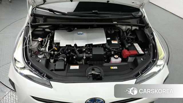 Toyota Prius 4th Generation id 3923587 из Кореи 16