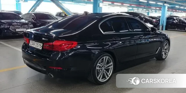 BMW 5 Series (G30) id 3789370 из Кореи 16