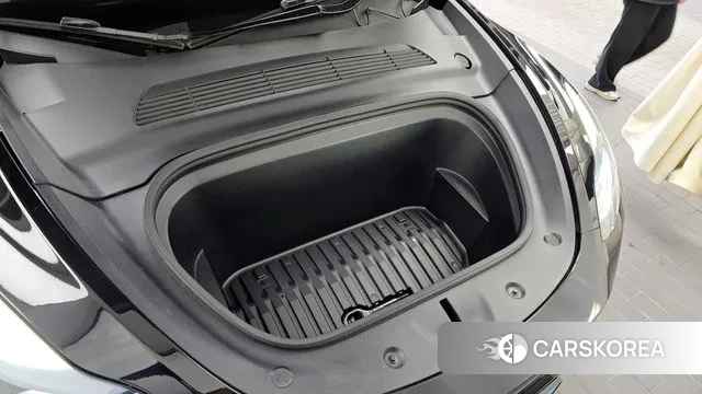 Tesla Model Y id 3371853 из Кореи 16