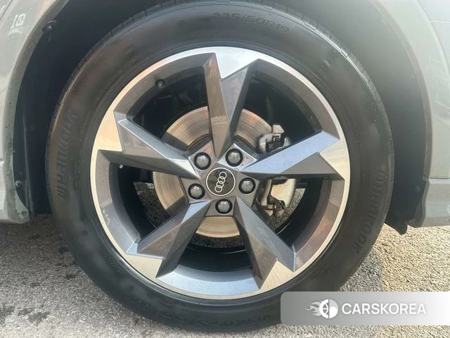 Audi Q3 id 4259150 из Китая 15