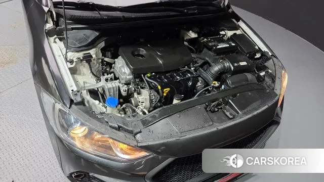 Hyundai Avante AD id 3325239 из Кореи 16