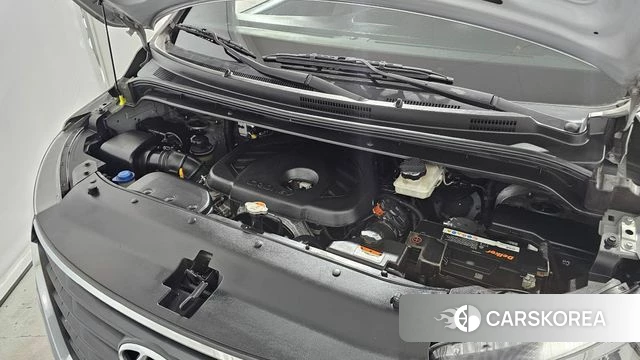 Hyundai The New Grand Starex id 4530432 из Кореи 16