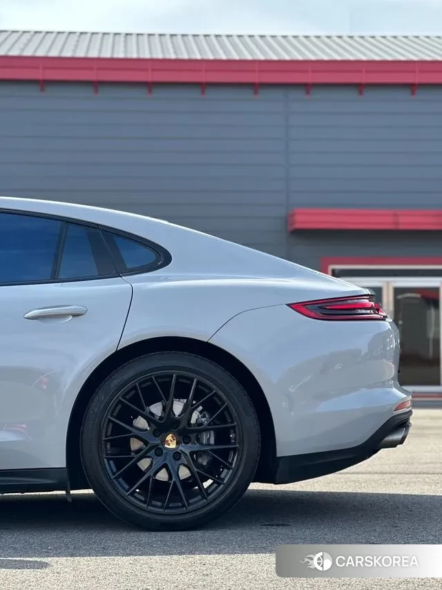 Porsche Panamera (971) id 3380592 из Кореи 16