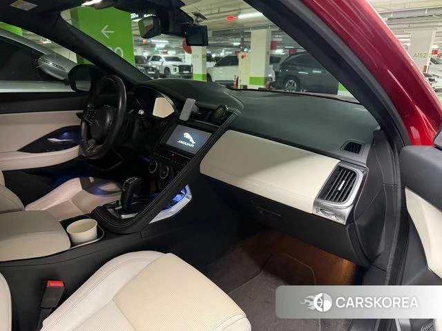 Jaguar E-PACE 2018 Красный из Кореи, фото 6