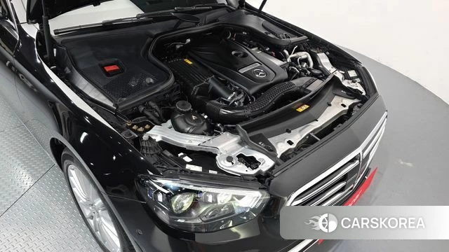 Mercedes-Benz E-Class W213 id 4696379 из Кореи 16