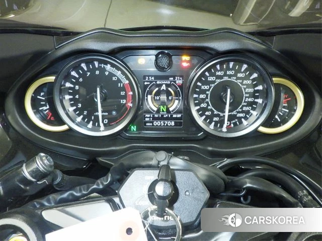 Suzuki GSX1300R HAYABUSA id 3947124 из Японии 28