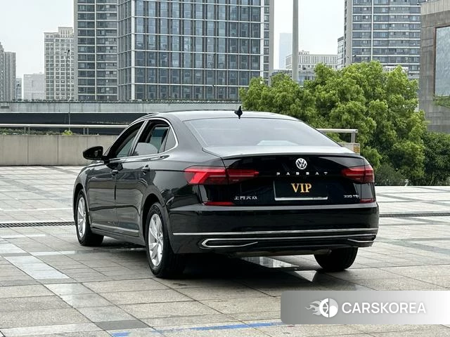Volkswagen Passat id 4261124 из Китая 14