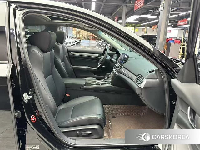 Honda Accord id 3913907 из Китая 11