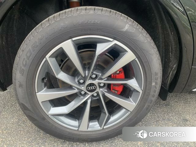 Audi Q5L id 4261412 из Китая 8
