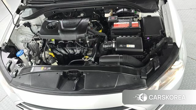 Hyundai Avante AD id 3886348 из Кореи 16