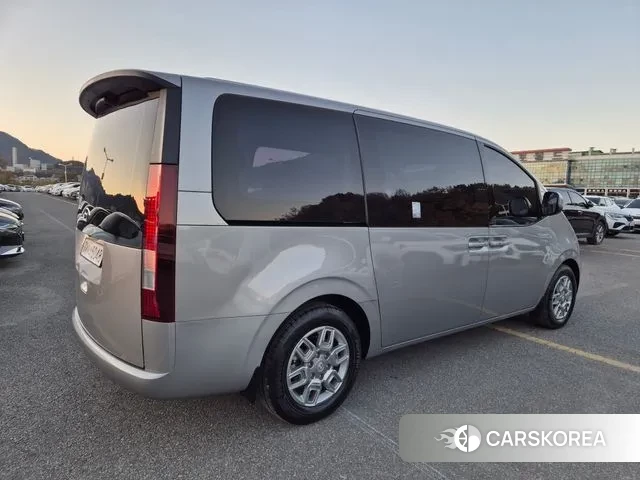 Hyundai Staria id 3502048 из Кореи 16