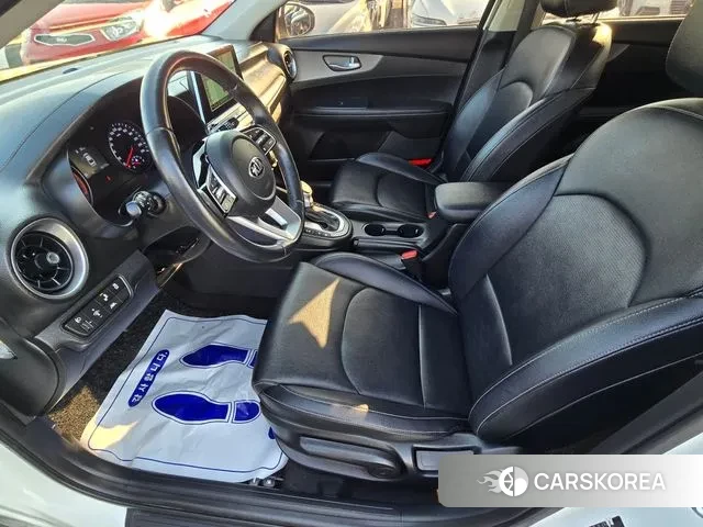 Kia Come New K3 id 3644123 из Кореи 16