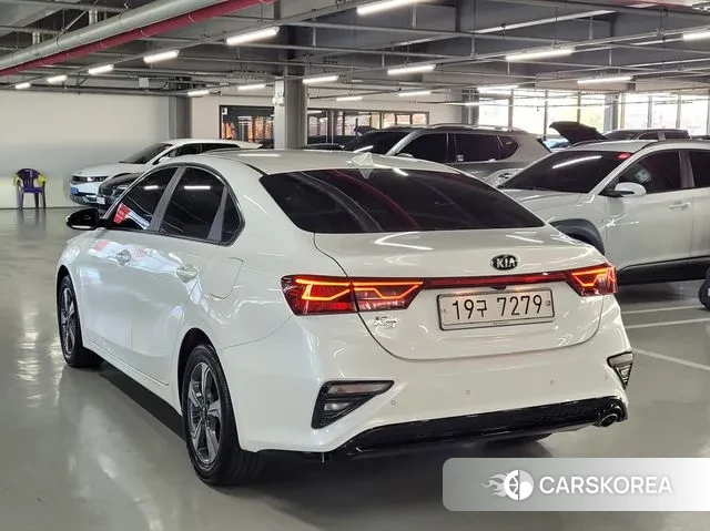 Kia Come New K3 id 3345128 из Кореи 15