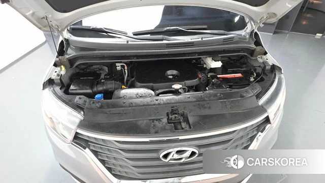Hyundai The New Grand Starex id 4502459 из Кореи 16
