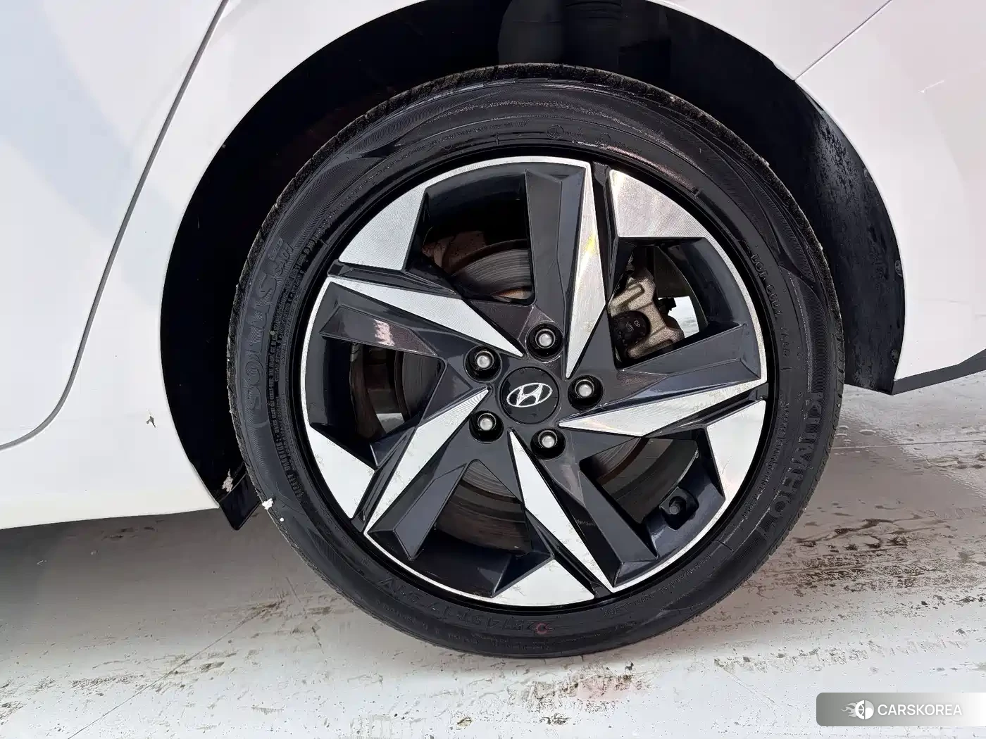 Hyundai Elantra id 4546073 из Китая 24