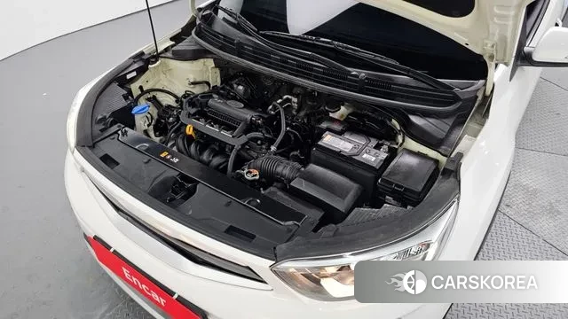 Kia Stonic id 3439676 из Кореи 16