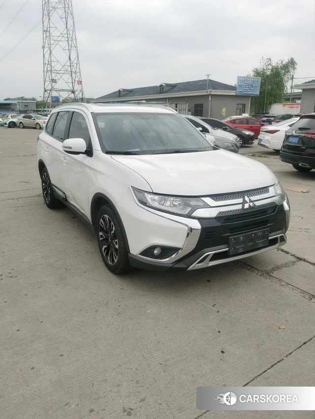 Mitsubishi  Outlander id 4240654 из Китая 23