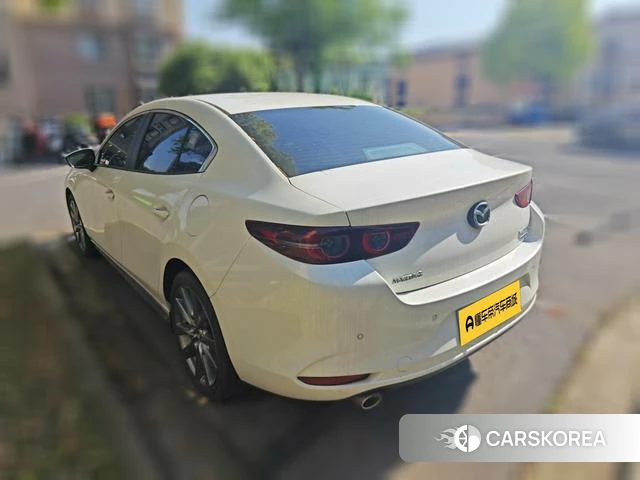 Mazda 3 Angkesaila 2022 Белый из Китая, фото 6