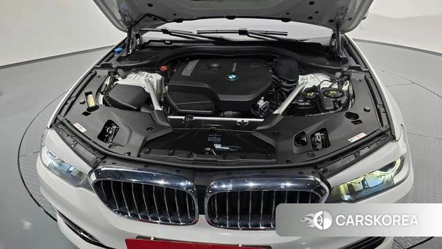BMW 5 Series (G30) id 4647762 из Кореи 28