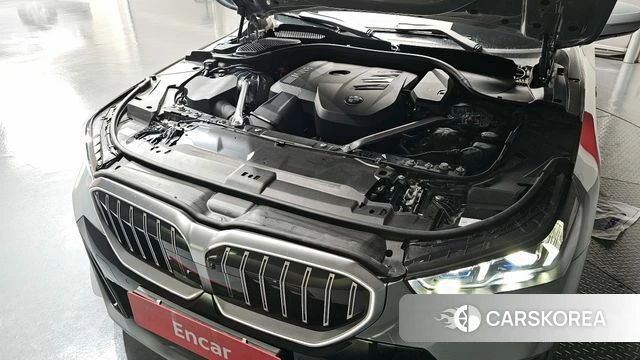 BMW 5 Series (G60) id 3850358 из Кореи 16