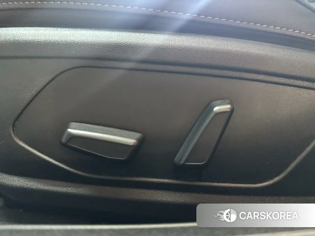 Hyundai Elantra id 4205745 из Китая 12