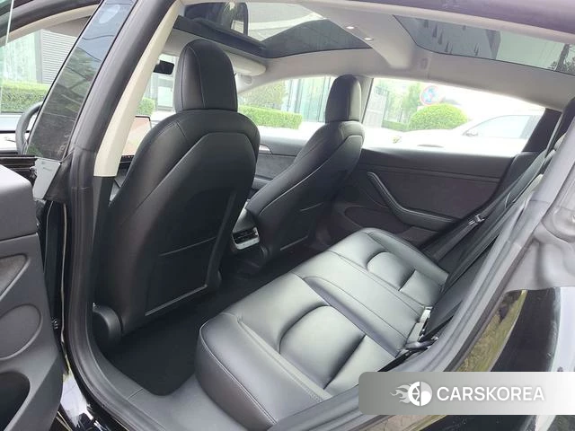 Tesla Model 3 2022 Черный из Китая, фото 6