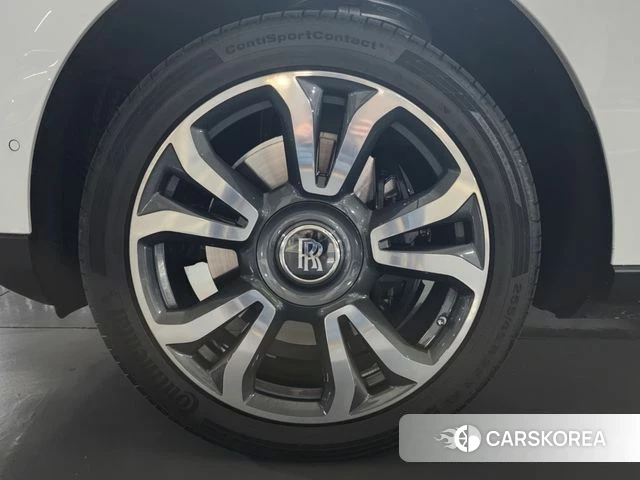Rolls-Royce Cullinan id 4745607 из Кореи 16