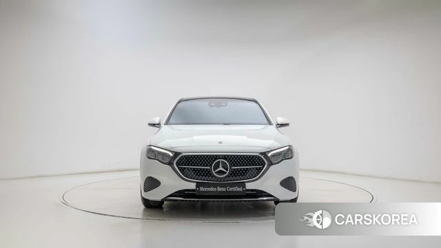 Mercedes-Benz E-Class W214 id 4710368 из Кореи 16