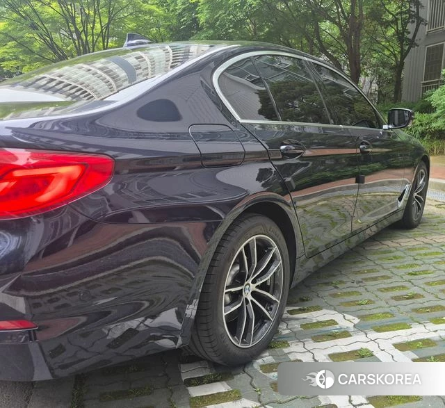 BMW 5 Series (G30) id 4482765 из Кореи 10